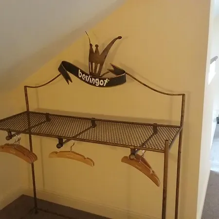 Apartment Face